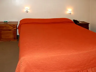 Hotel Puerta Del Sol Мендоса